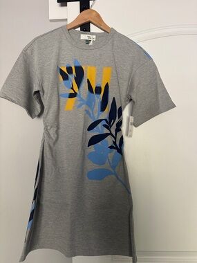 Woman’s Gray Short Sleeve Tee Dress with Blue Leaf Print
